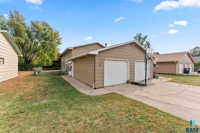 616 618 N Garfield Ave Avenue, Sioux Falls, SD 57104