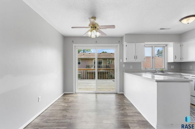 616 618 N Garfield Ave Avenue, Sioux Falls, SD 57104