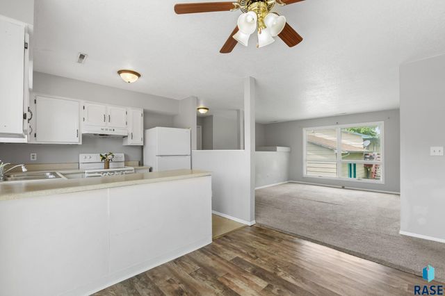 616 618 N Garfield Ave Avenue, Sioux Falls, SD 57104