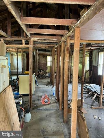 1443 W COLLEGE AVE, York, PA 17404