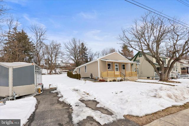 1443 W COLLEGE AVE, York, PA 17404