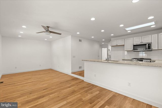 1443 W COLLEGE AVE, York, PA 17404