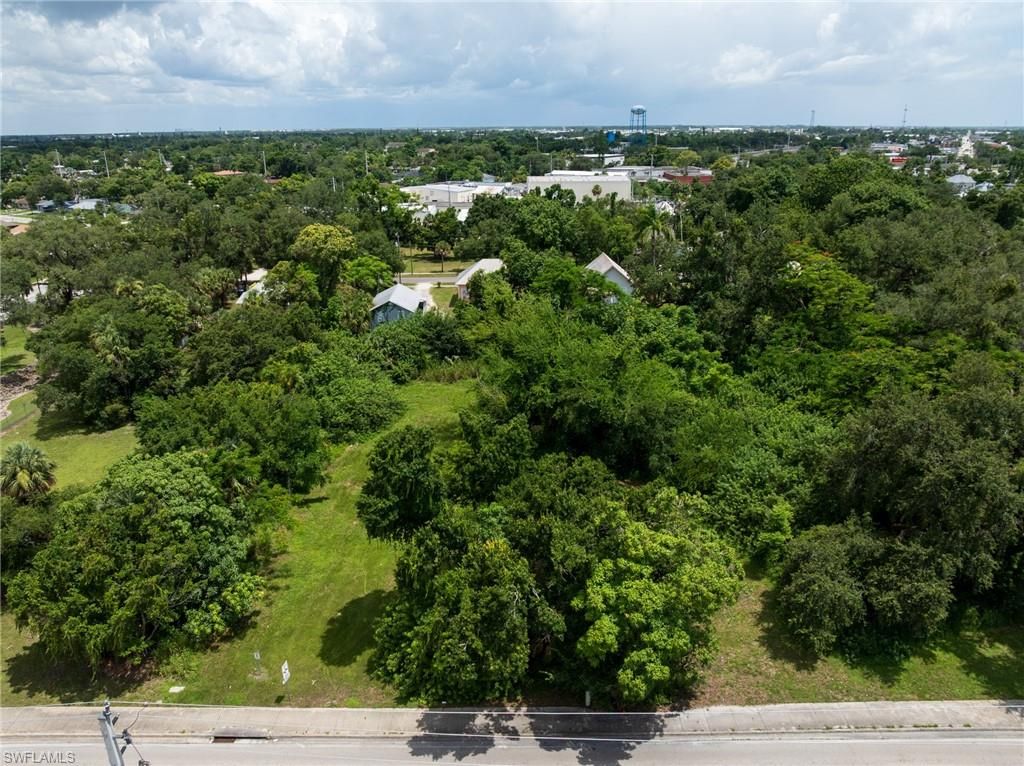 2542 and 2546 2nd ST, FORT MYERS, FL 33901 — photo 3
