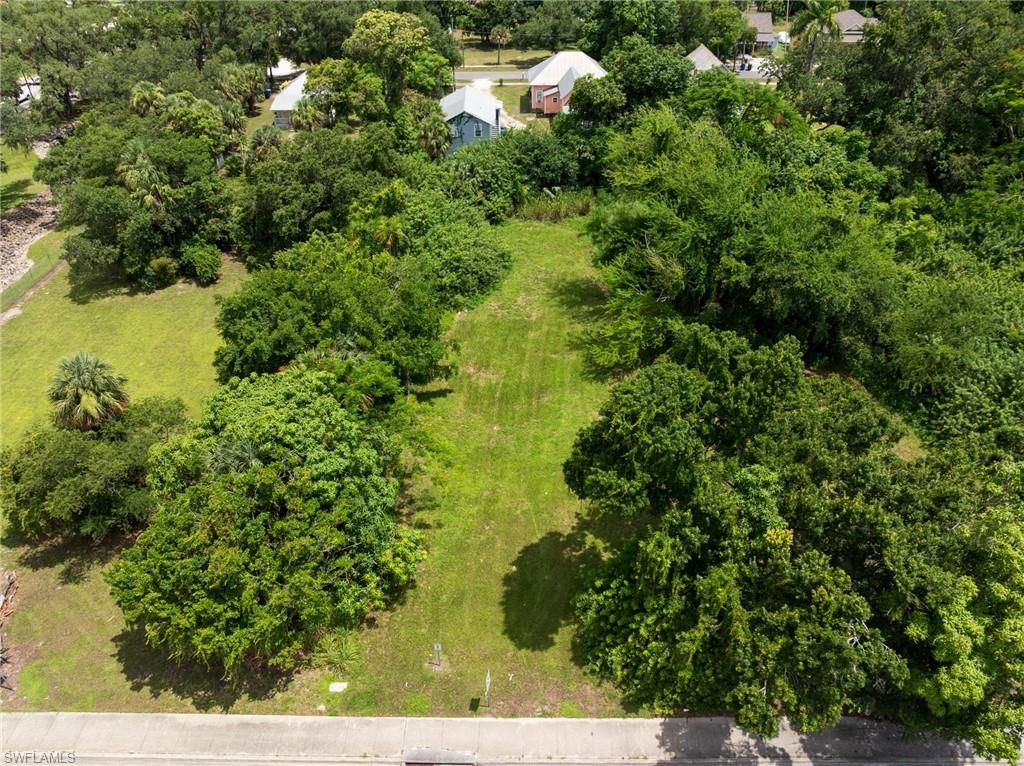 2542 and 2546 2nd ST, FORT MYERS, FL 33901 — photo 4