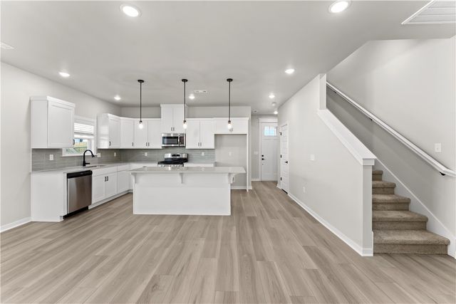 5907 SW Chiefs Avenue, Bentonville, AR 72713