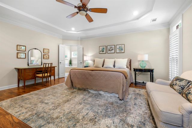 2142 LAKE PAGE DR, Collierville, TN 38017