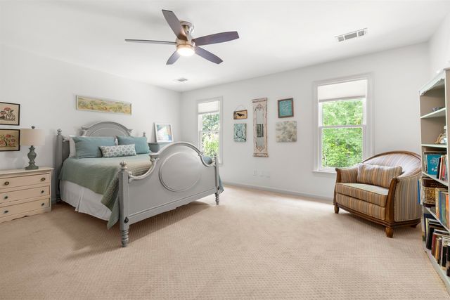 2142 LAKE PAGE DR, Collierville, TN 38017