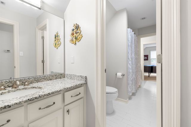 2142 LAKE PAGE DR, Collierville, TN 38017