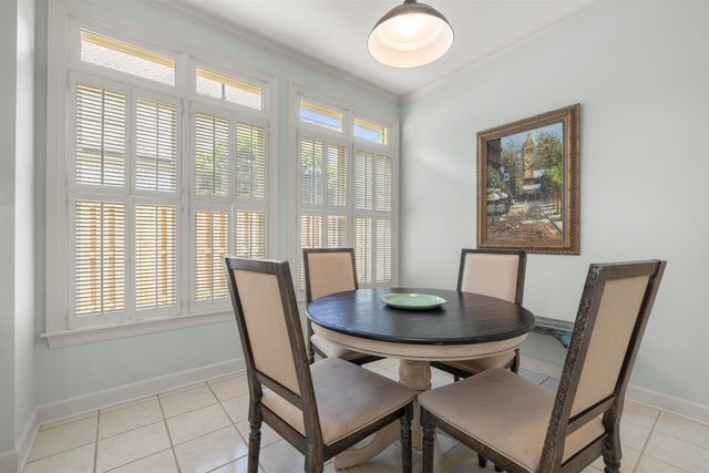 2142 LAKE PAGE DR, Collierville, TN 38017