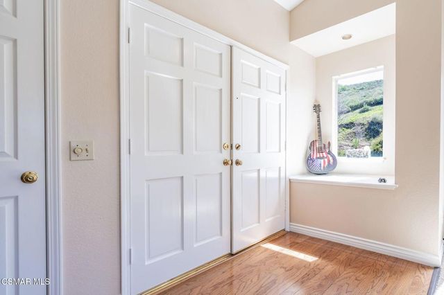 271 Augustine Way C, Simi Valley, CA 93065