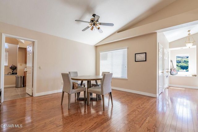 271 Augustine Way C, Simi Valley, CA 93065