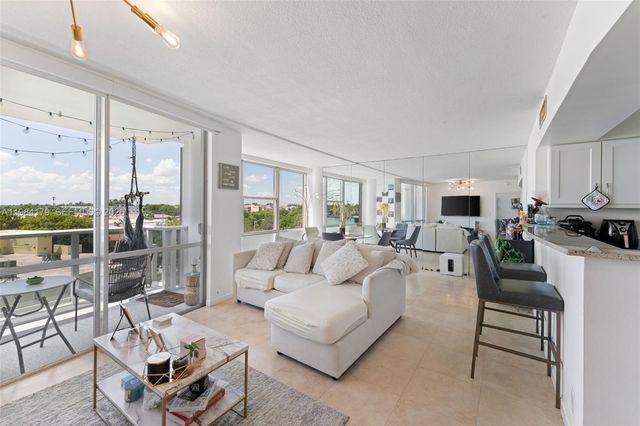 900 S Bay Dr 421, Miami Beach, FL 33141