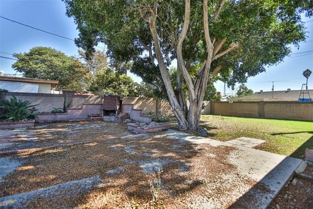 2540 W Picadilly, Anaheim, CA 92801