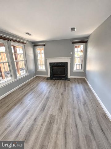 11736 BATLEY PL, Woodbridge, VA 22192