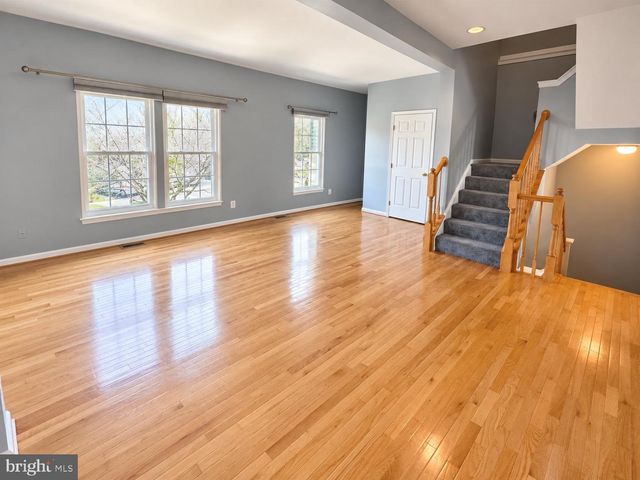 11736 BATLEY PL, Woodbridge, VA 22192