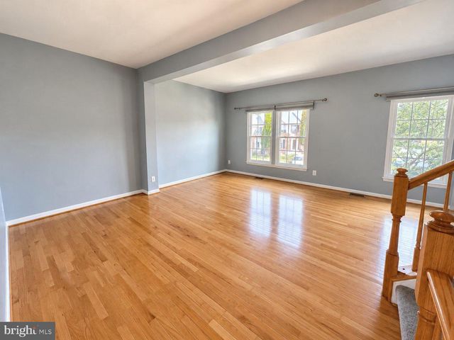 11736 BATLEY PL, Woodbridge, VA 22192