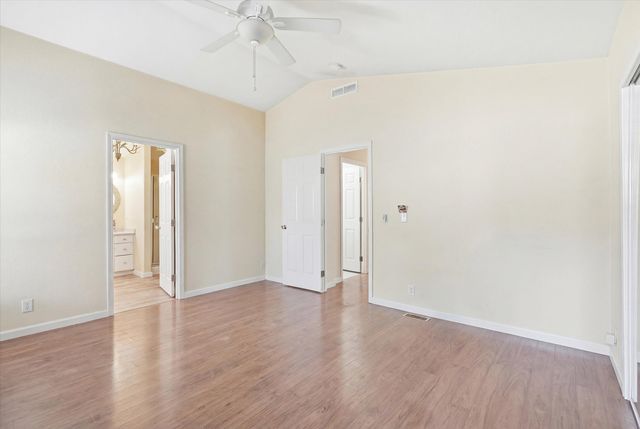 156 NW Wrightwood Circle, Grants Pass, OR 97526