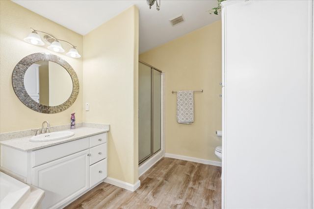 156 NW Wrightwood Circle, Grants Pass, OR 97526