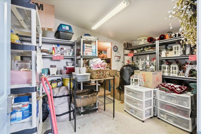 156 NW Wrightwood Circle, Grants Pass, OR 97526