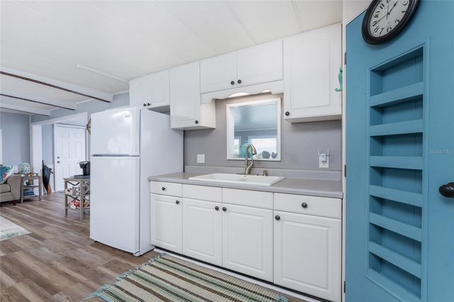 615 VIA CALA, Englewood, FL 34224