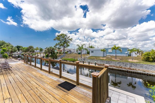 615 VIA CALA, Englewood, FL 34224