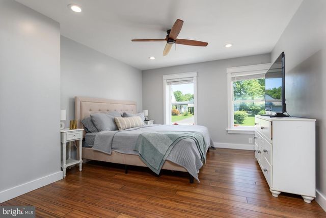 122 N 3RD ST, Bainbridge, PA 17502
