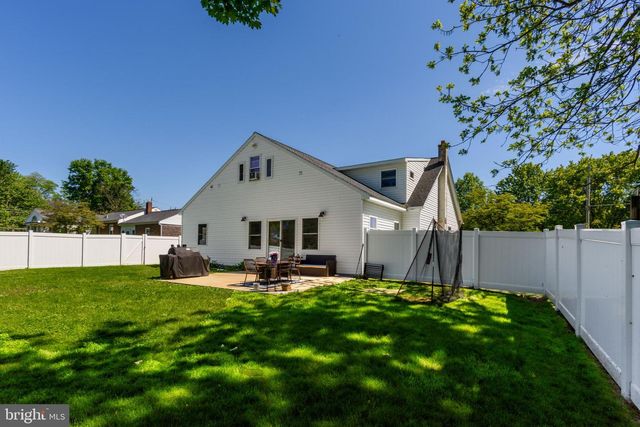 122 N 3RD ST, Bainbridge, PA 17502