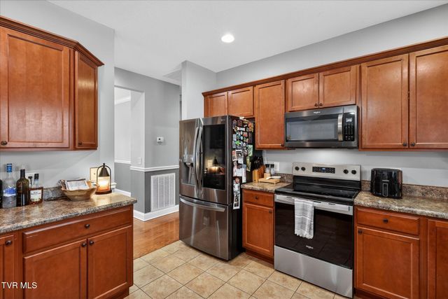 512 Cameron Court, Jonesborough, TN 37659