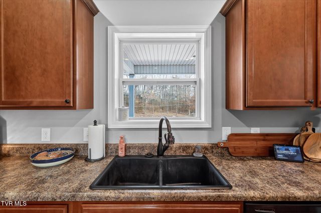 512 Cameron Court, Jonesborough, TN 37659