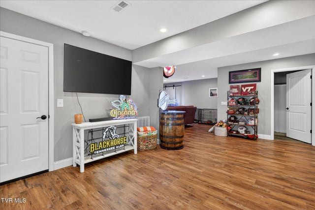 512 Cameron Court, Jonesborough, TN 37659