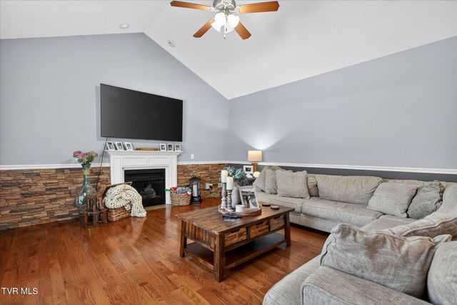 512 Cameron Court, Jonesborough, TN 37659