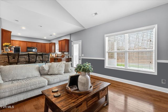 512 Cameron Court, Jonesborough, TN 37659