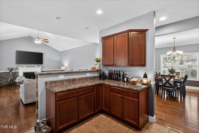 512 Cameron Court, Jonesborough, TN 37659