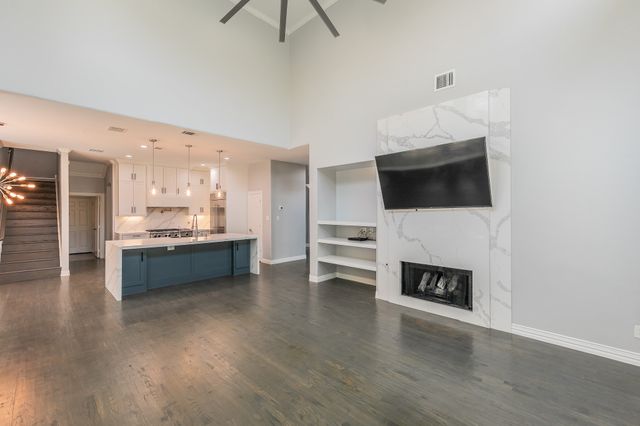 2305 Beacon Hill Drive, Keller, TX 76248