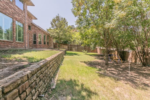 2305 Beacon Hill Drive, Keller, TX 76248