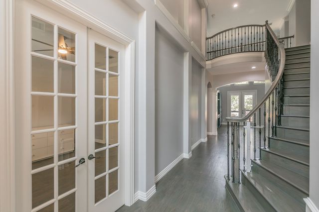 2305 Beacon Hill Drive, Keller, TX 76248