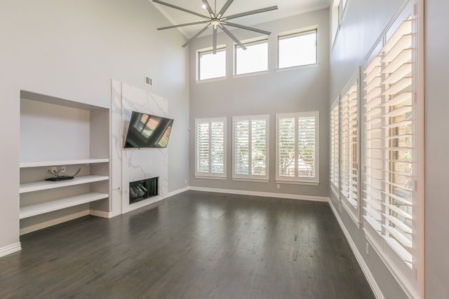 2305 Beacon Hill Drive, Keller, TX 76248