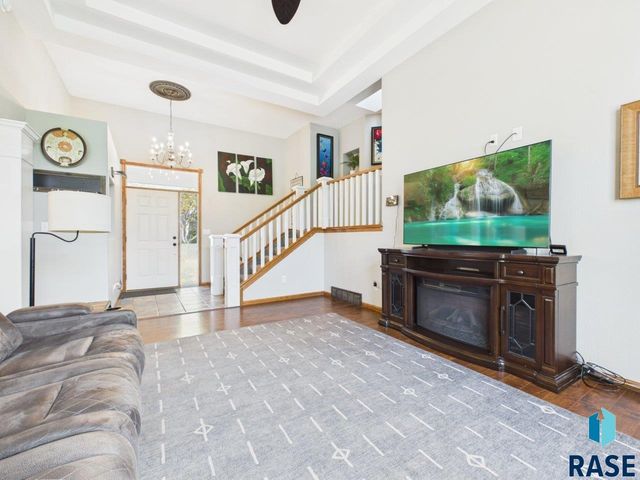 4040 S Brady Ct Court, Sioux Falls, SD 57103