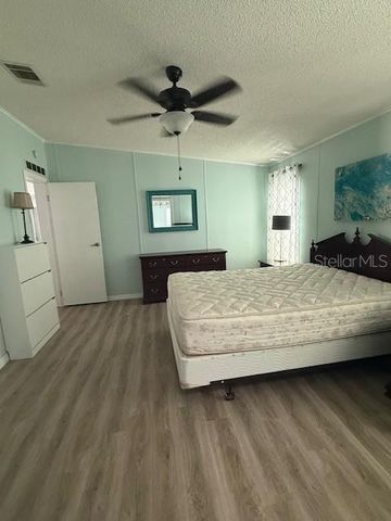 1001 STARKEY RD. 434, Largo, FL 33771