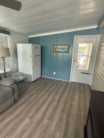 1001 STARKEY RD. 434, Largo, FL 33771
