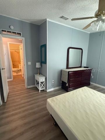 1001 STARKEY RD. 434, Largo, FL 33771