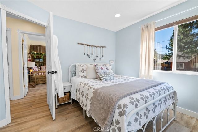 1080 Pan Springs Lane, Big Bear City, CA 92314