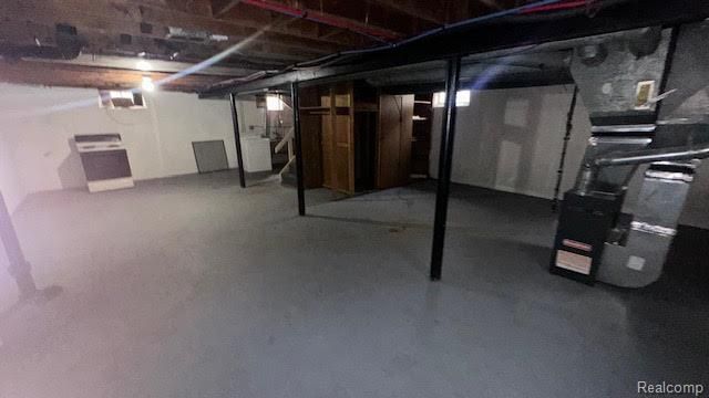 22751 N Kane Street, Detroit, MI 48223