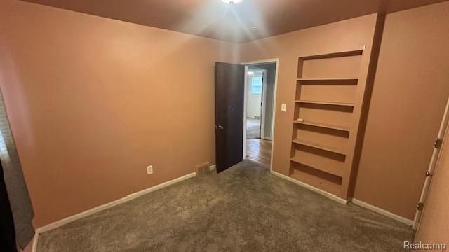 22751 N Kane Street, Detroit, MI 48223