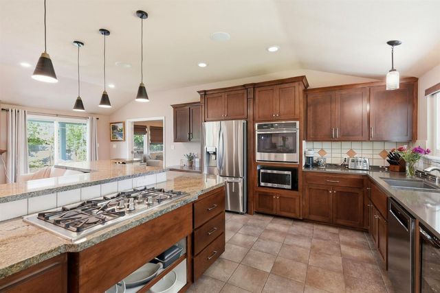 4524 Argonaut Way, Sacramento, CA 95864