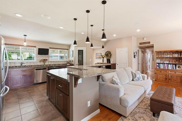 4524 Argonaut Way, Sacramento, CA 95864