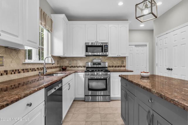 621 Windcrest Court, Brick, NJ 08724