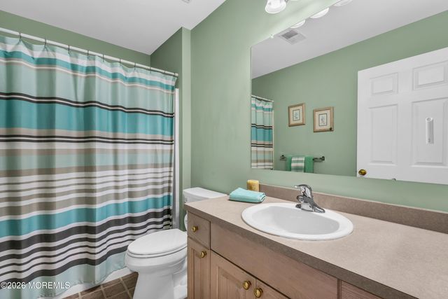 621 Windcrest Court, Brick, NJ 08724