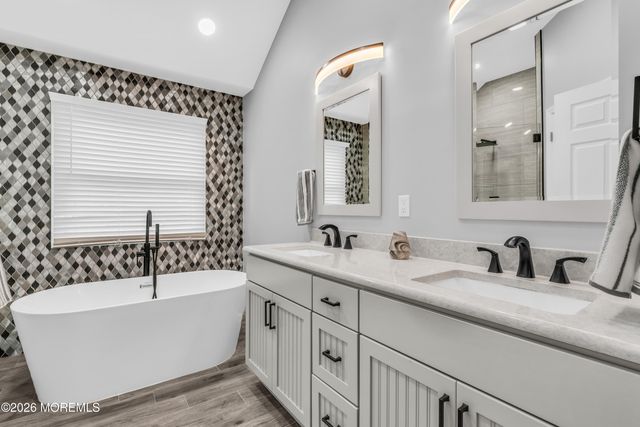 621 Windcrest Court, Brick, NJ 08724