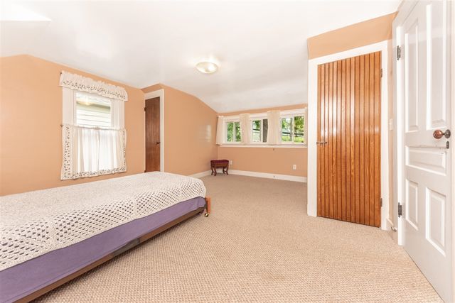 232 South Street, Chelsea, MI 48118